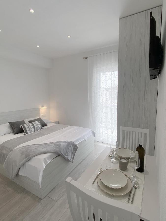 Apartments Paladin Makarska Bagian luar foto