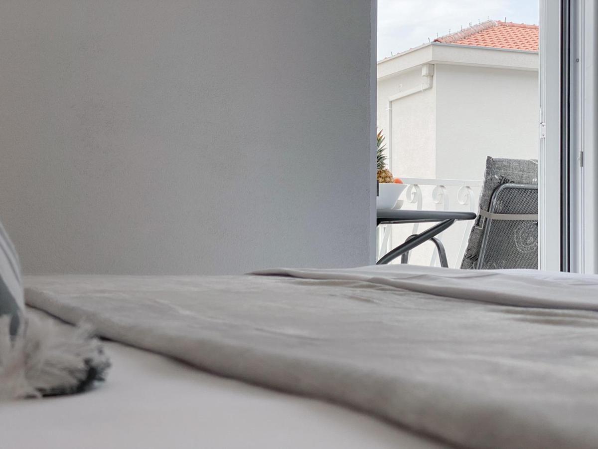 Apartments Paladin Makarska Bagian luar foto