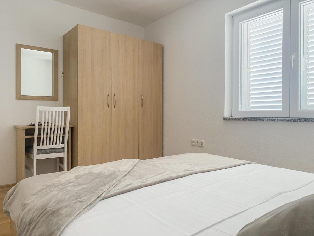 Apartments Paladin Makarska Bagian luar foto