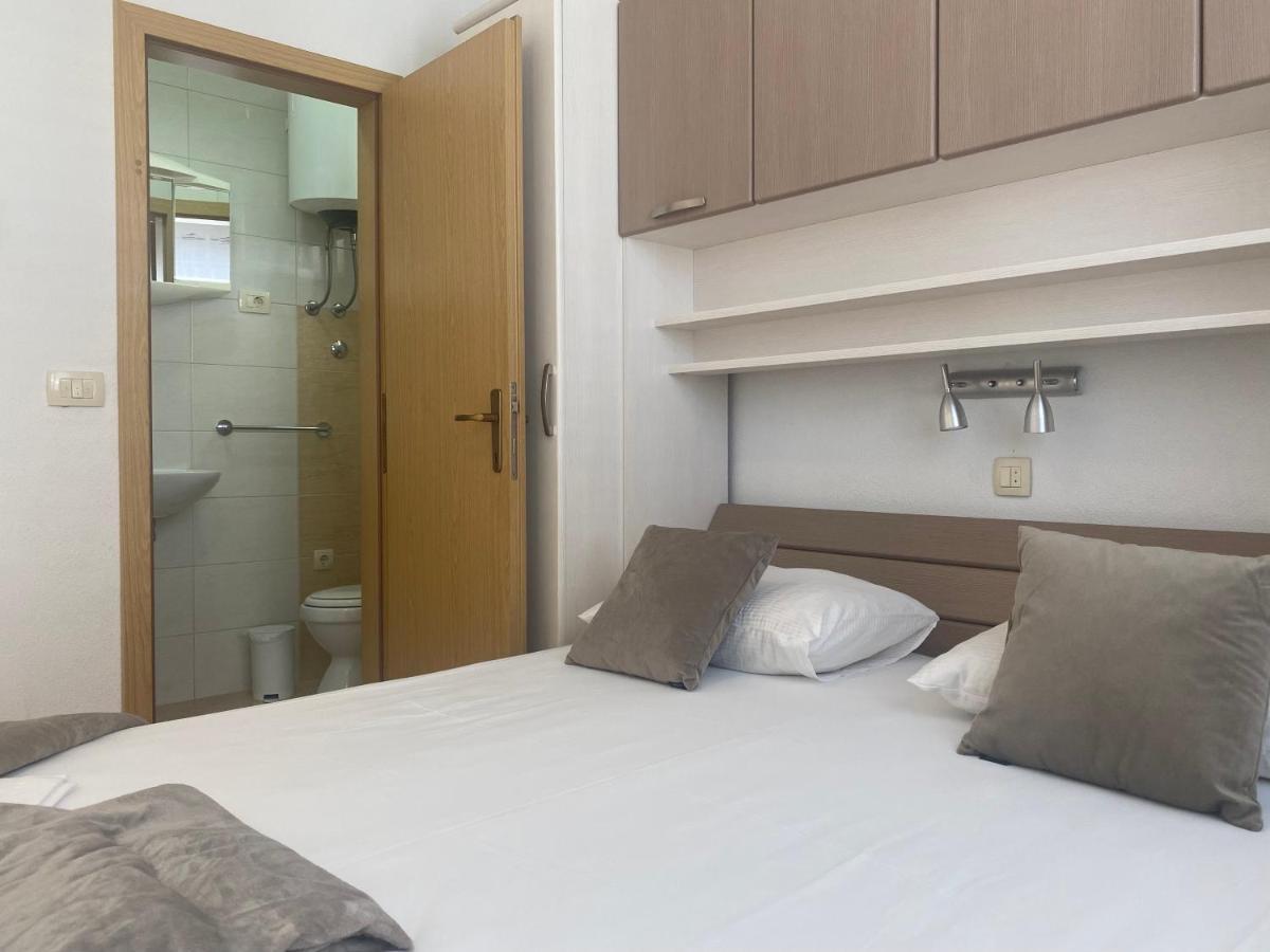 Apartments Paladin Makarska Bagian luar foto