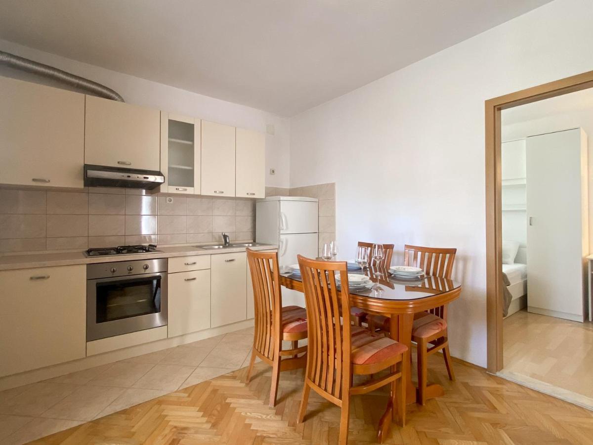 Apartments Paladin Makarska Bagian luar foto