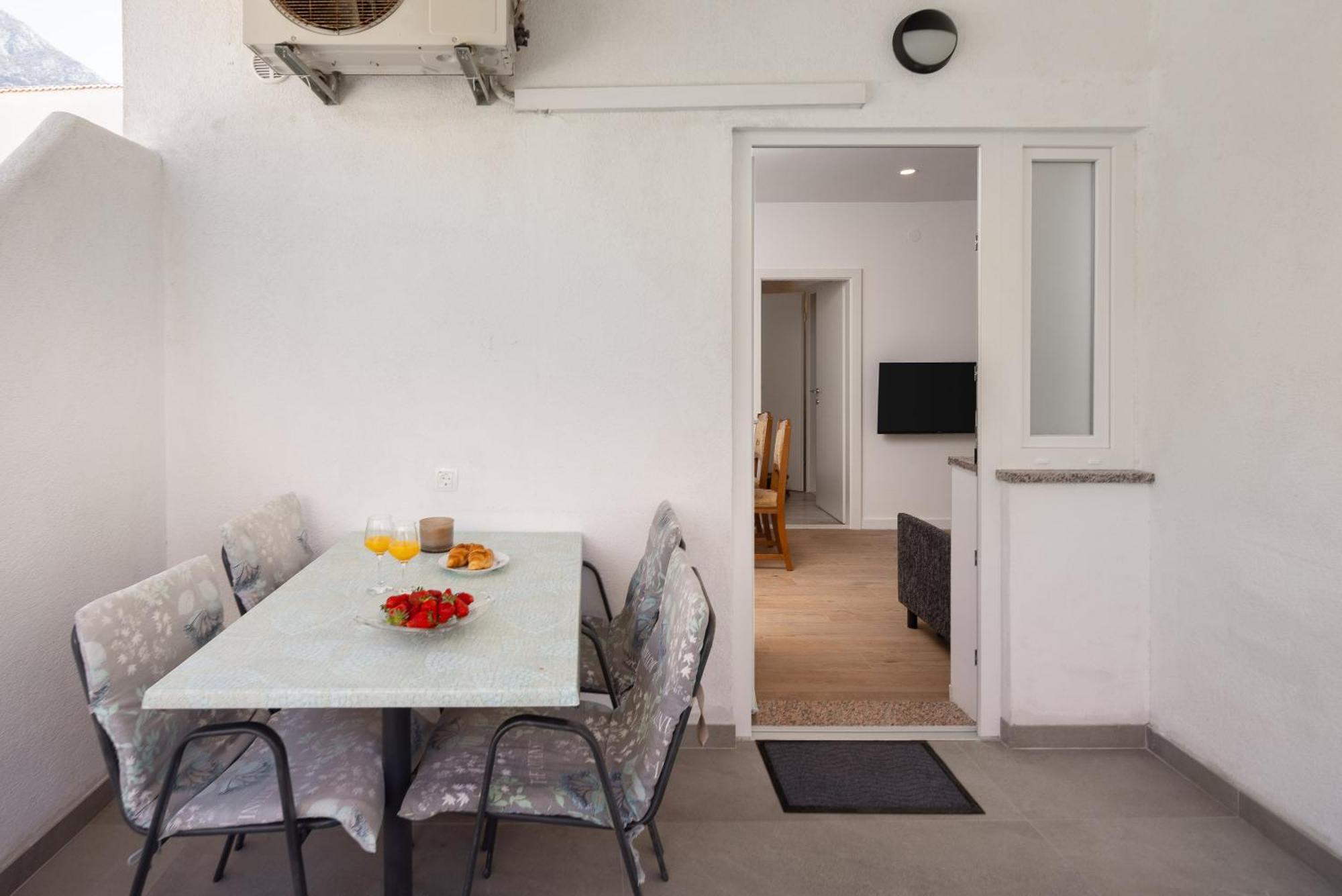 Apartments Paladin Makarska Bagian luar foto