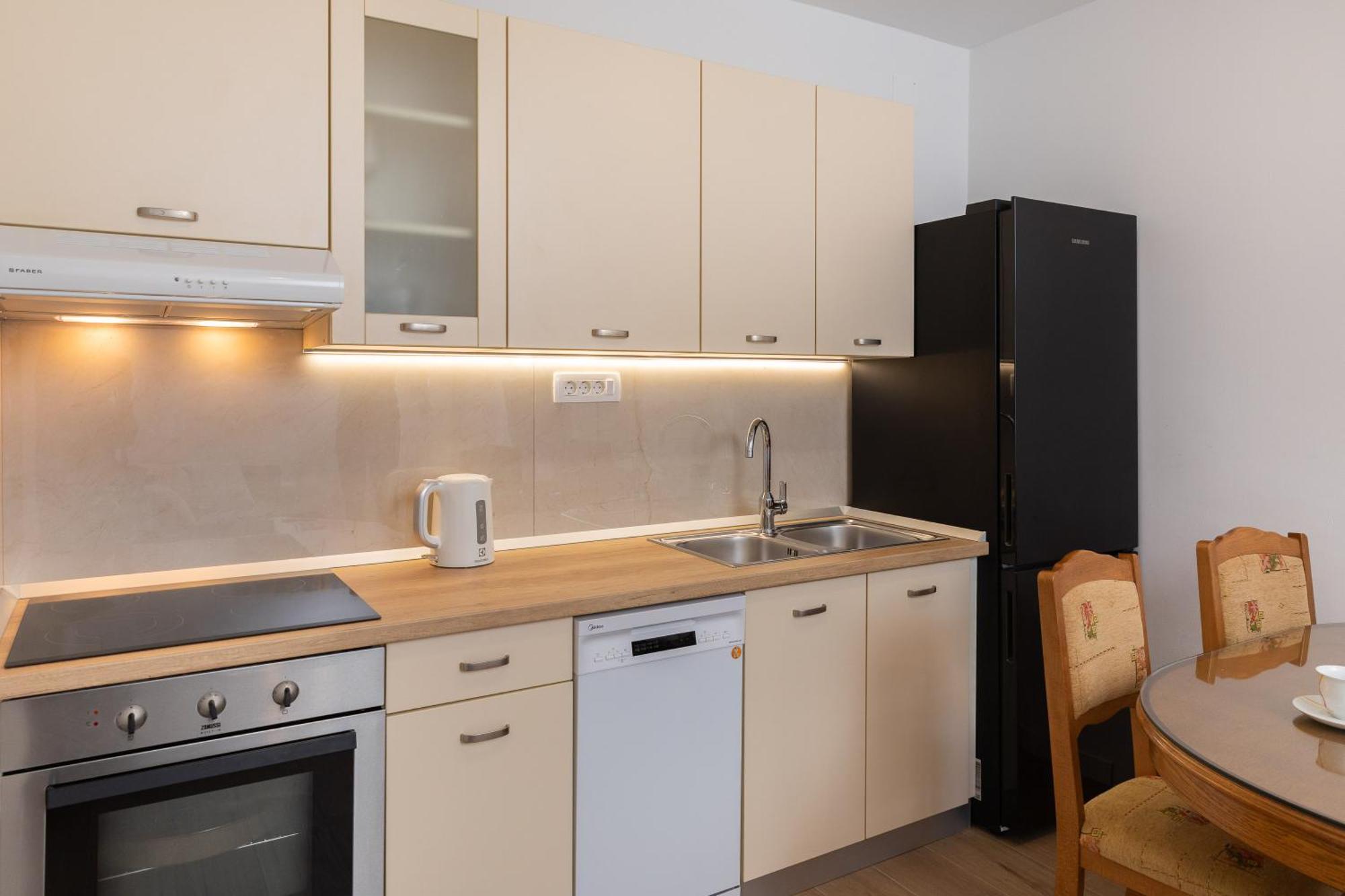 Apartments Paladin Makarska Bagian luar foto