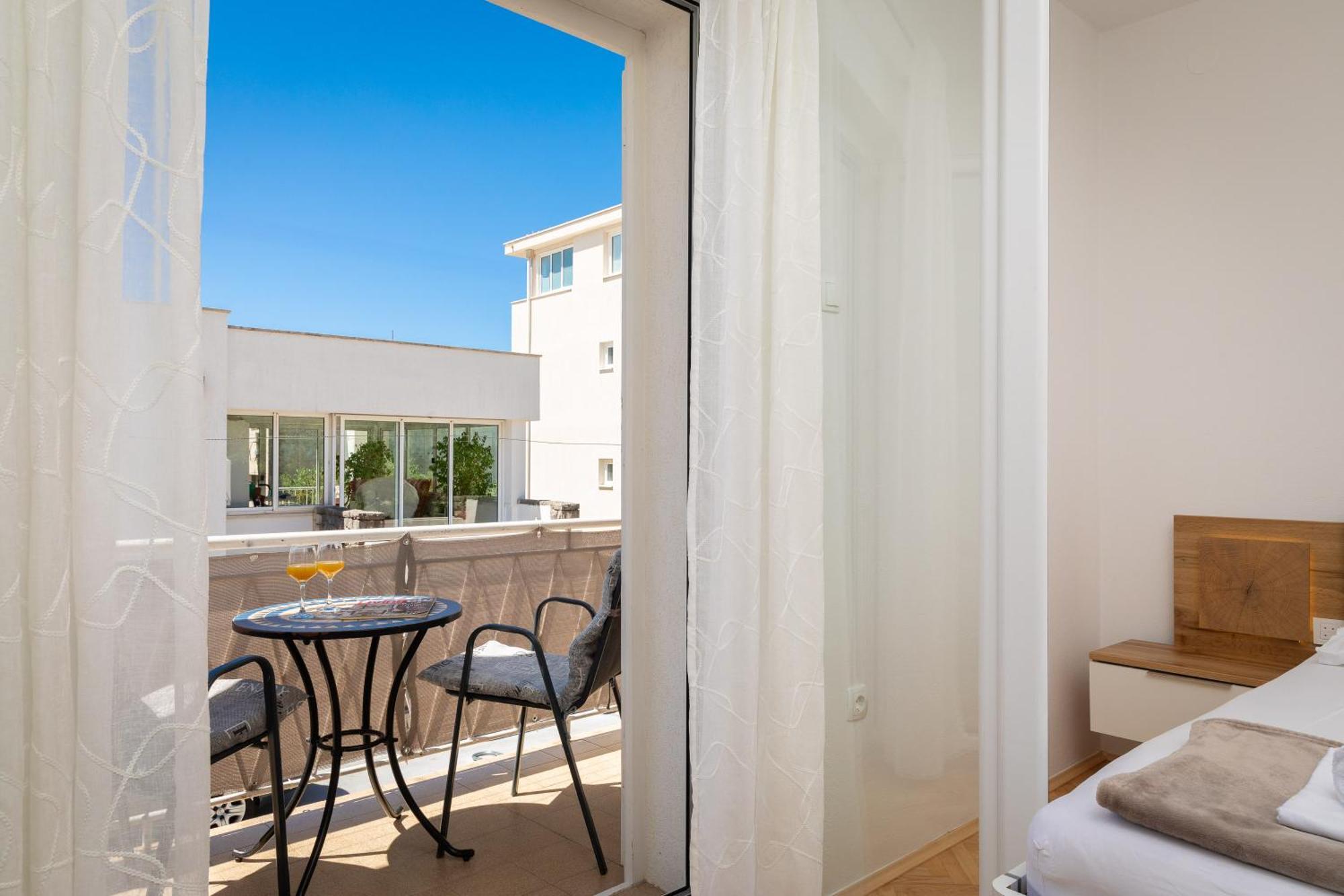 Apartments Paladin Makarska Bagian luar foto