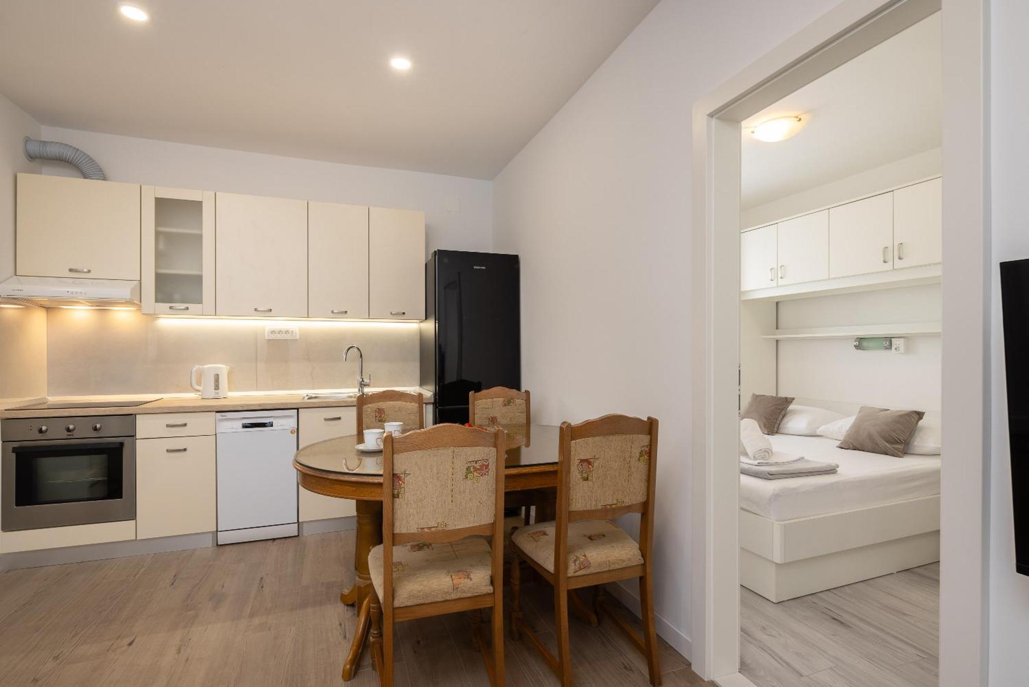Apartments Paladin Makarska Bagian luar foto